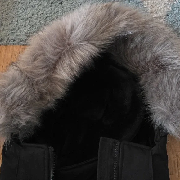 Toboggan Winter Jacket - Picture 3 of 5